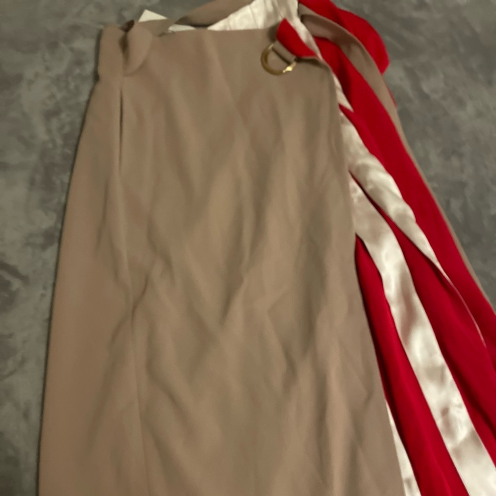 Diane von Furstenburg Maxi Wrap Skirt, New never worn. This Skirt is Immaculate!